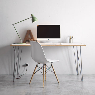 Table en épingle à cheveux (blanc)